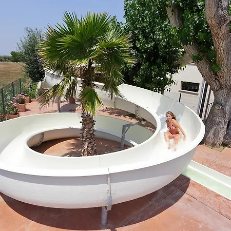 Senia Riu Parque de Campismo 2*